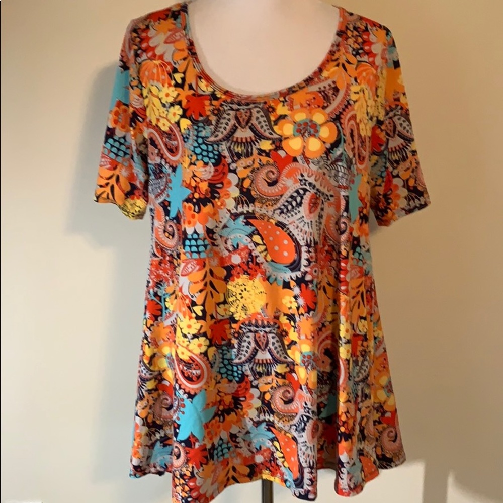 Lularoe Perfect Tee